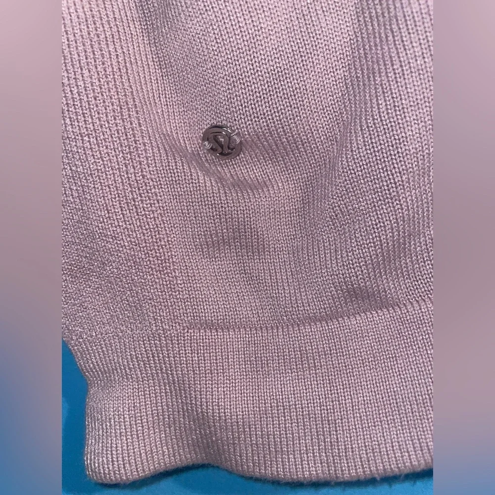 Lululemon Open Mind Wrap - Porcelain Pink Size OS  like New